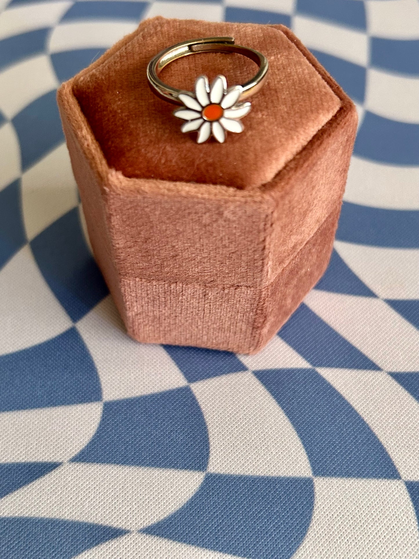 White Flower fidget ring