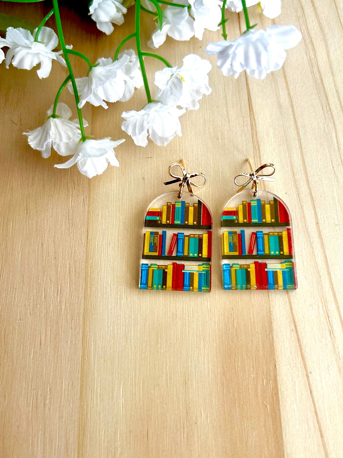 Bookshelf earrings