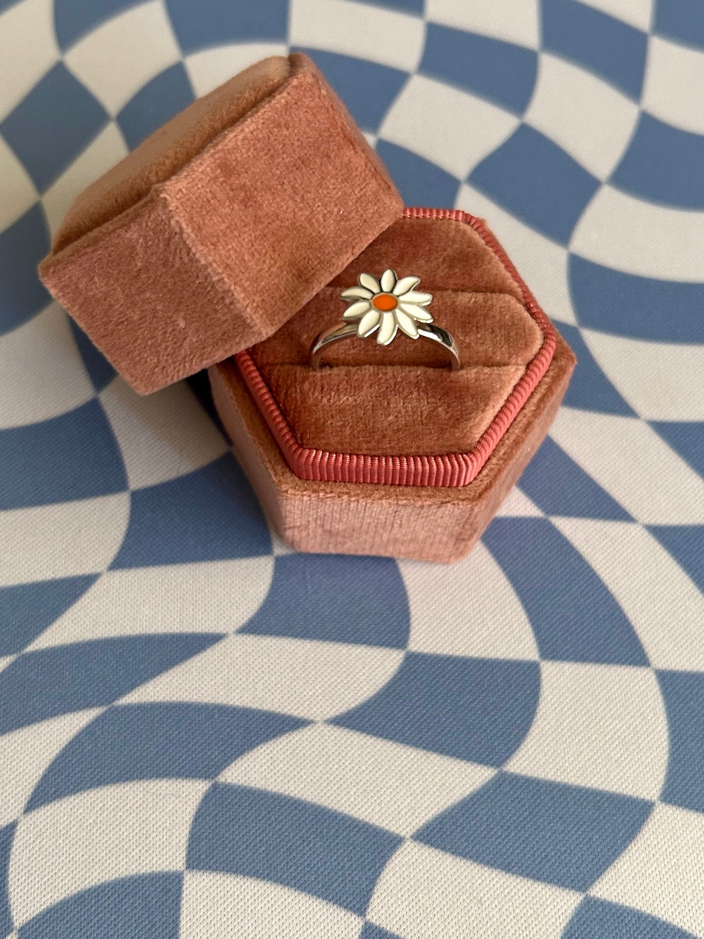 White Flower fidget ring