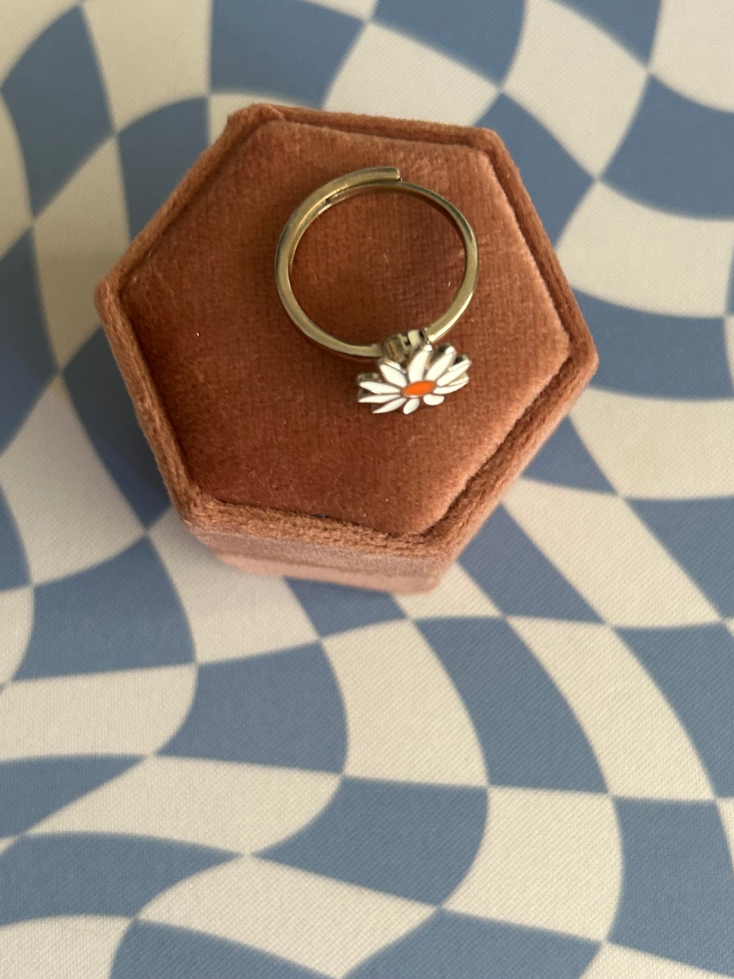 White Flower fidget ring